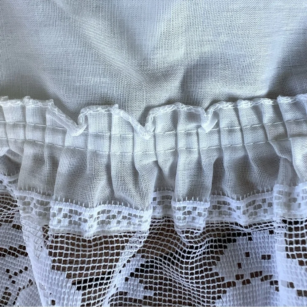 N/A vintage ruffled